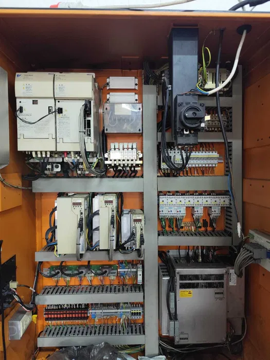 HURCO VMX42